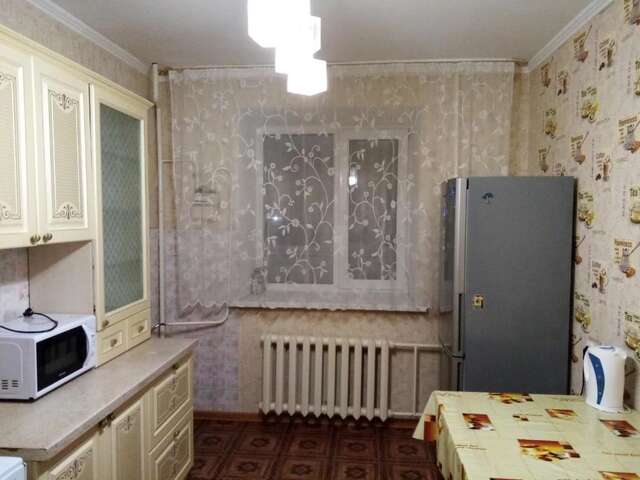 Апартаменты 2 комнатная квартира р-он Автопарк Уральск-16